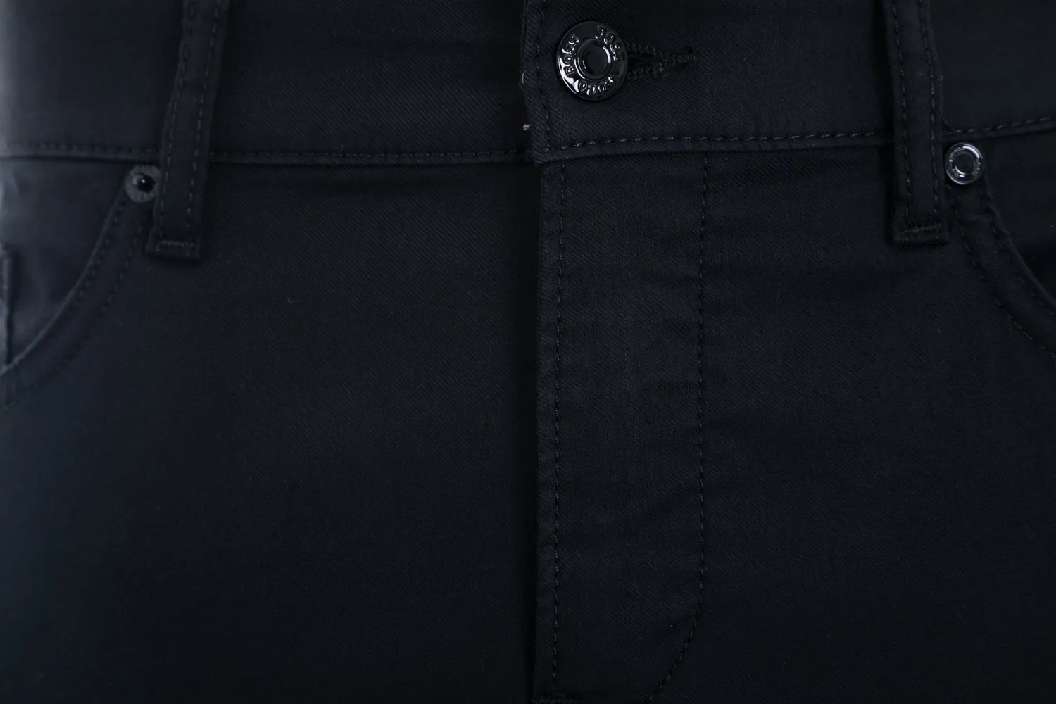 Black Delaware Jean - Optimize the title of this e-commerce product to include modifiers and return it to English.